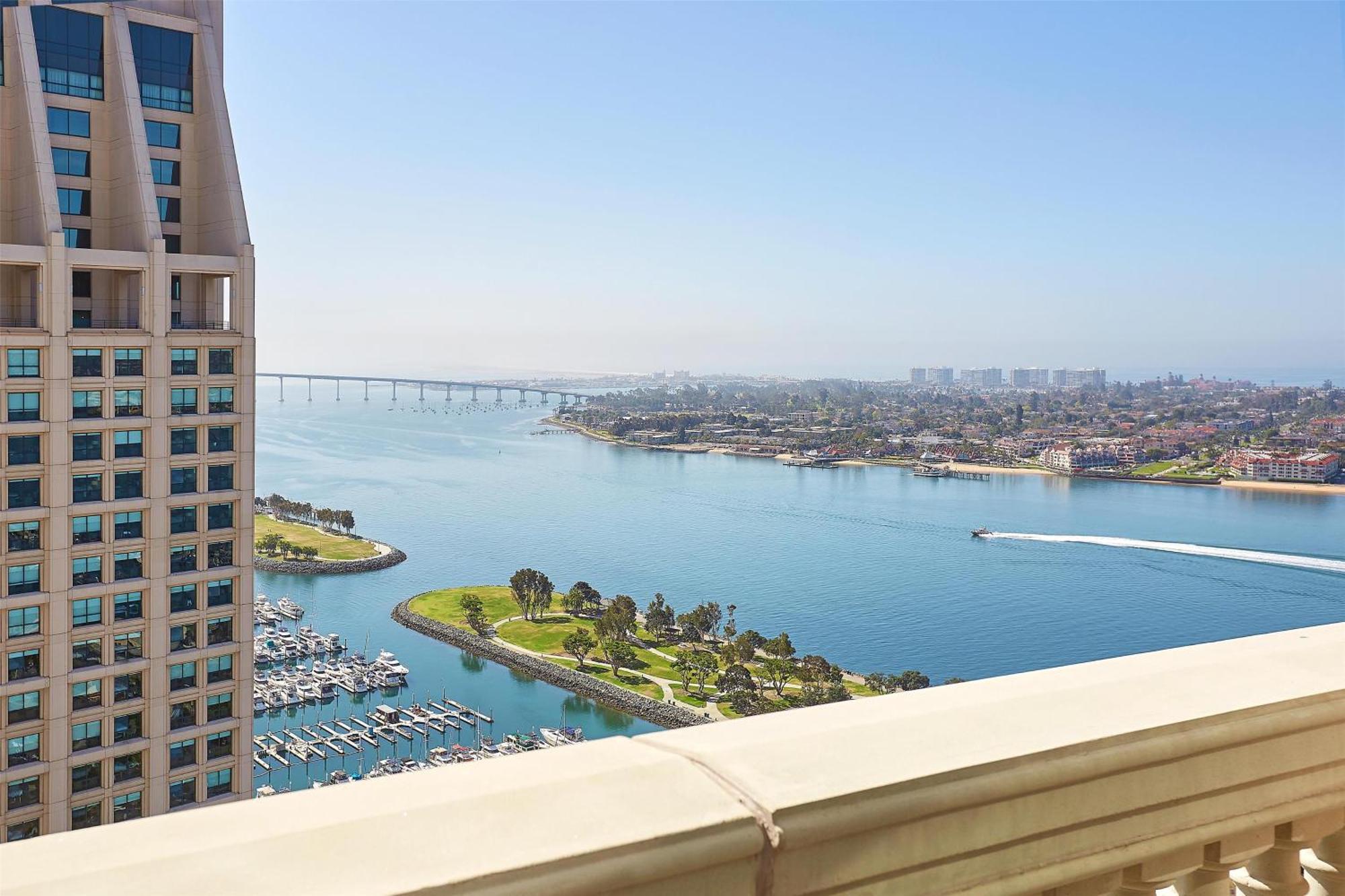 Manchester Grand Hyatt San Diego Exterior photo