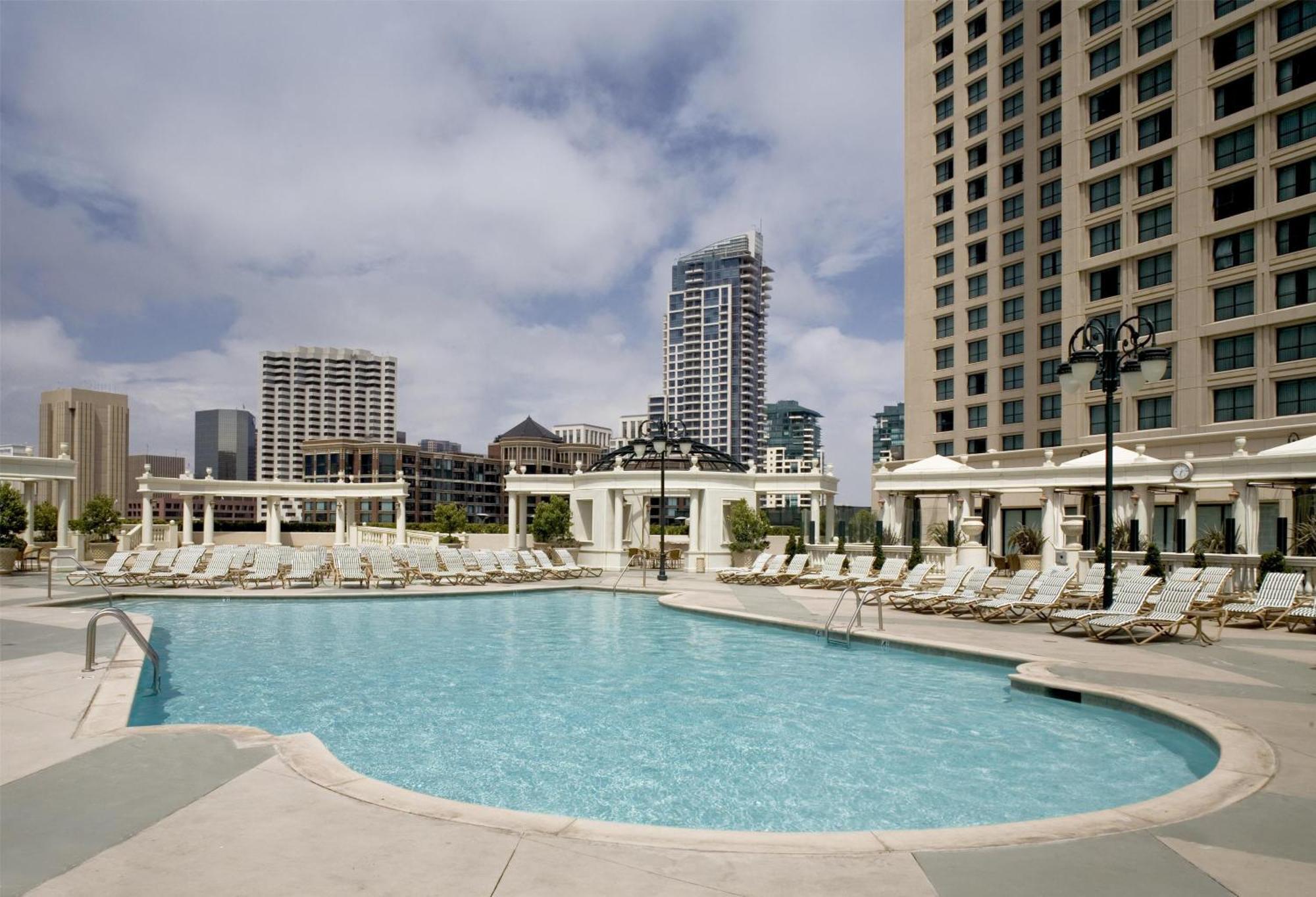 Manchester Grand Hyatt San Diego Exterior photo