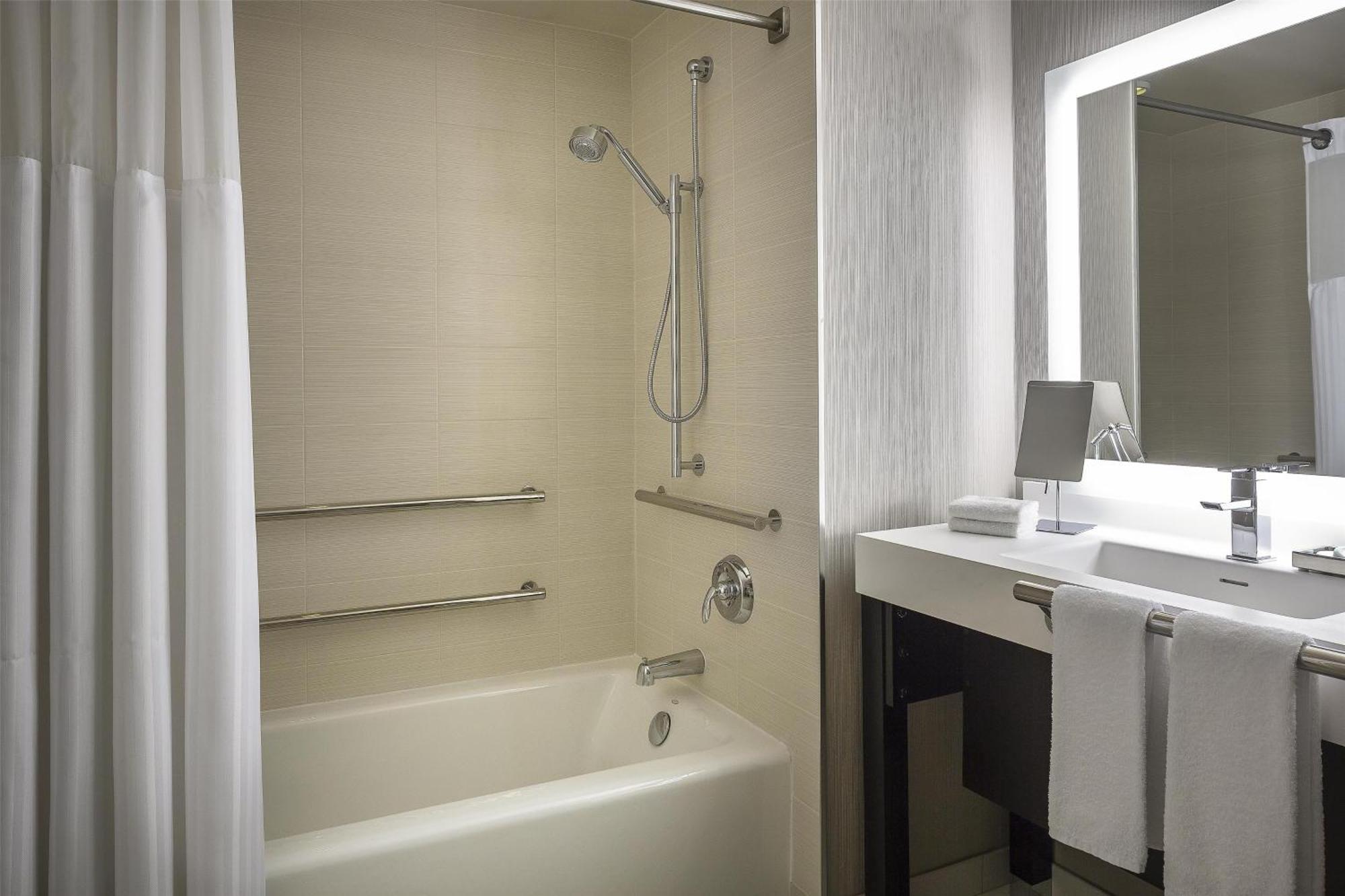 Manchester Grand Hyatt San Diego Exterior photo